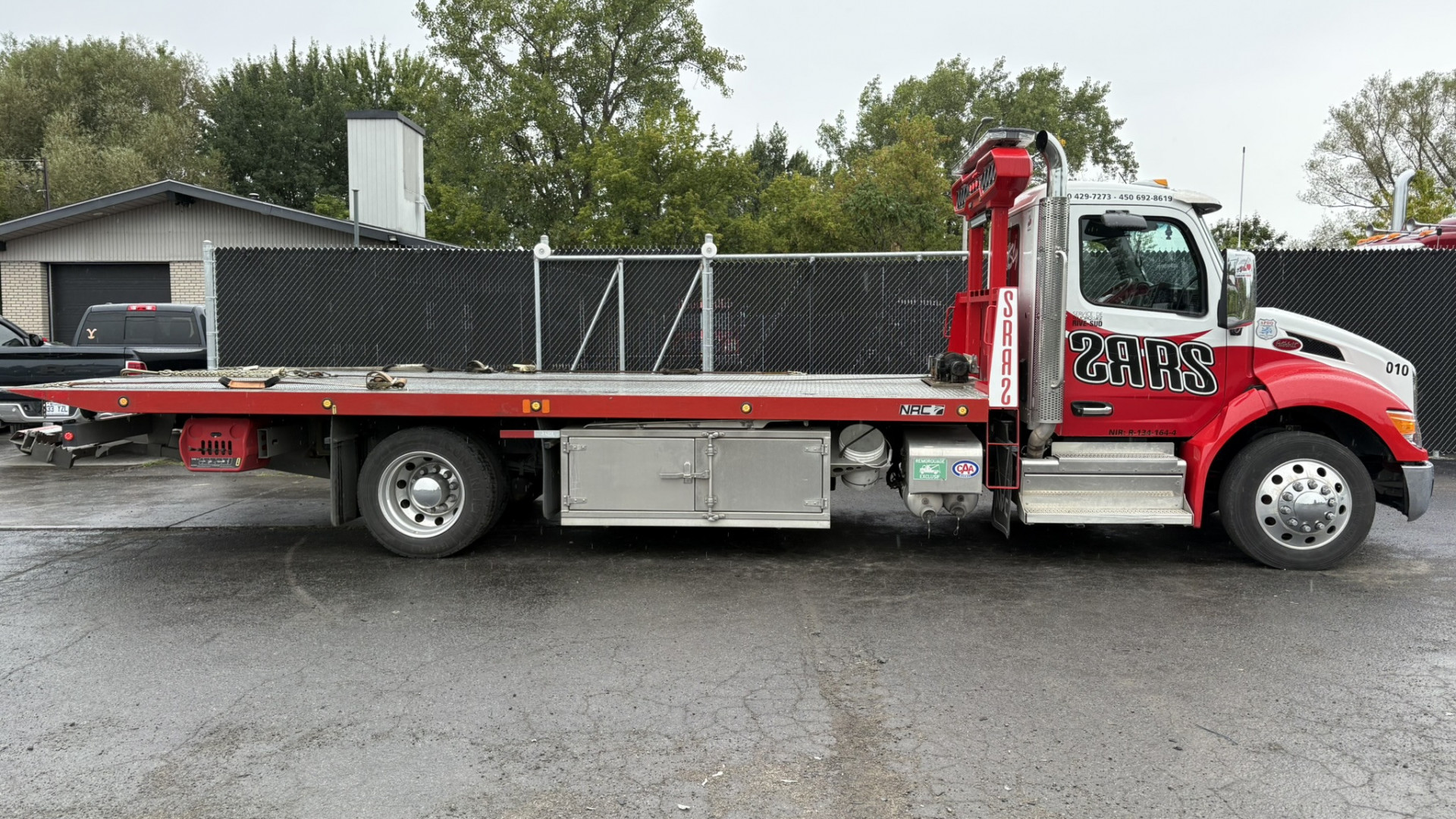 Truck