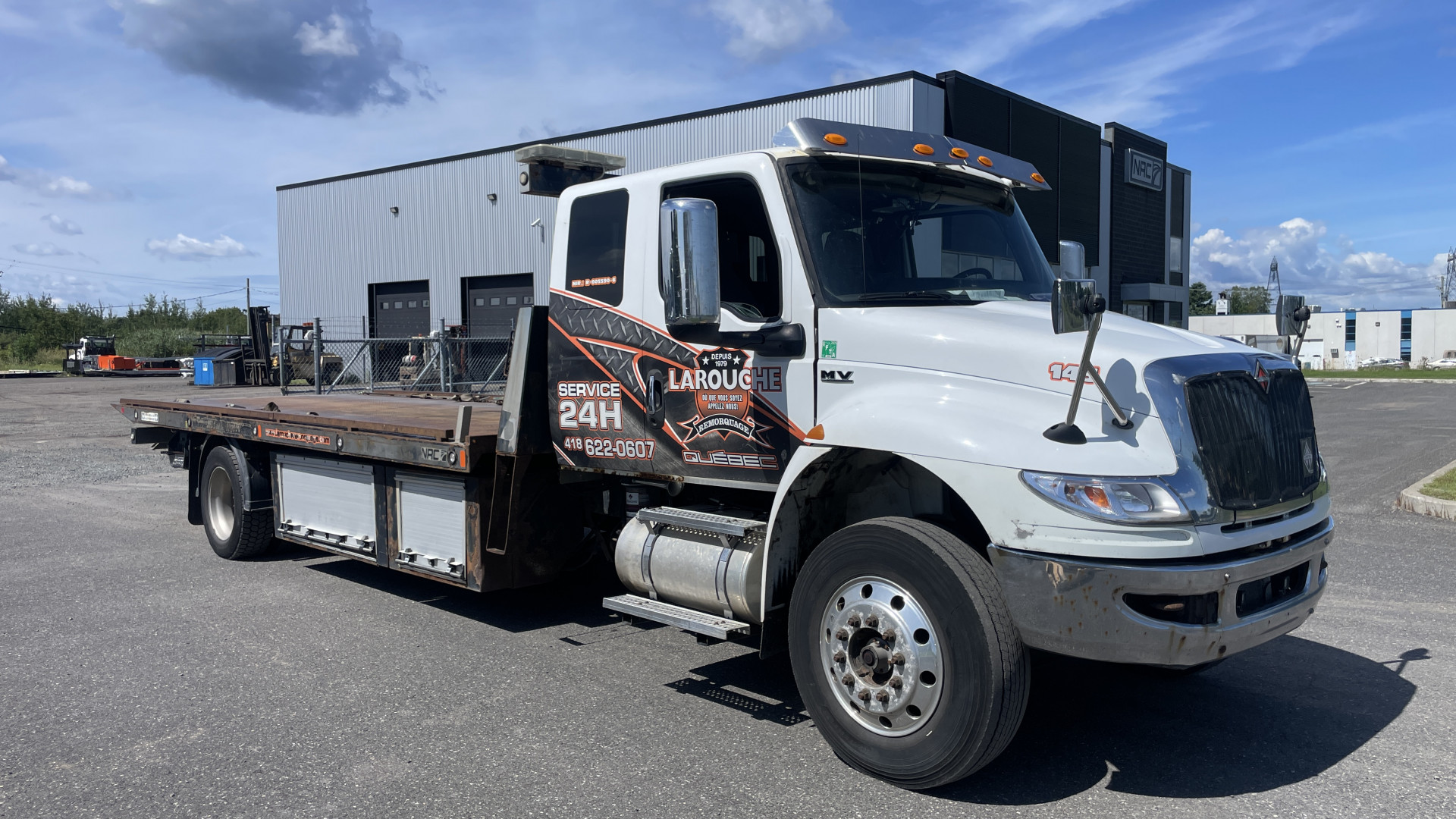 Truck